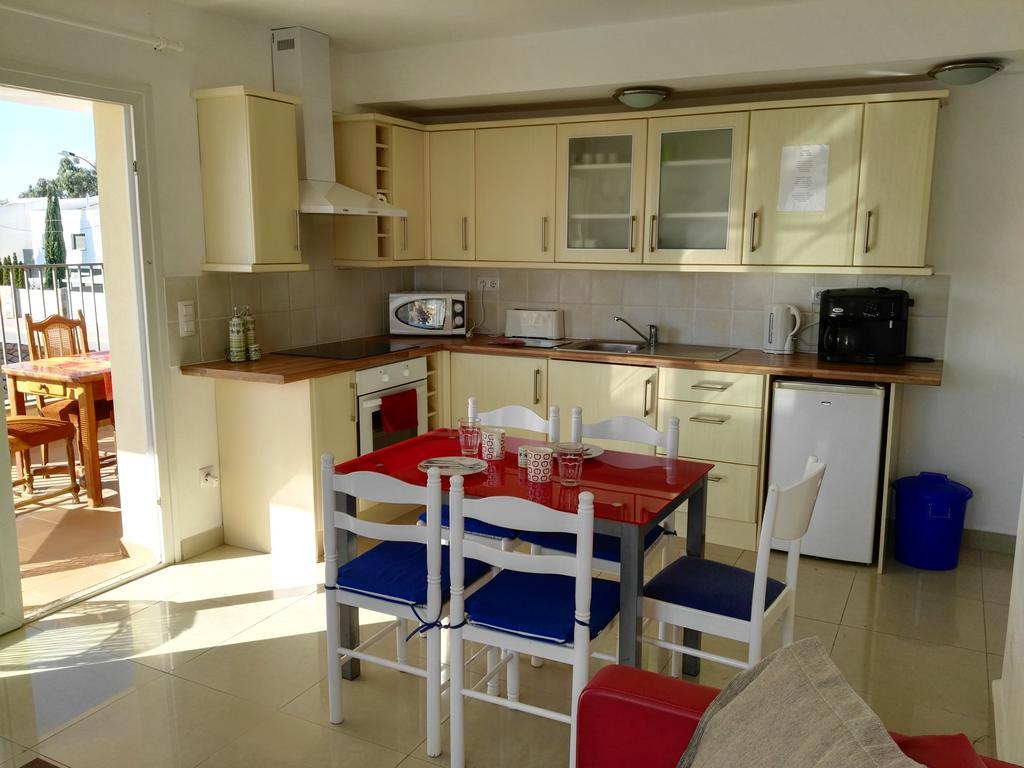 Waterside Apartment - Two Bedroom Емпуриабрава Стая снимка